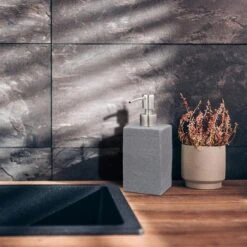 Relaxdays Seifenspender Steinoptik Eckig, Grau, Kunststein, Mit Edelstahlpumpe, 200ml -Franz-Mensch Shop 219310c259d7d7d5398943f5d048e3f2bd9e38b3 seifenspender relaxdays steinoptik eckig grau