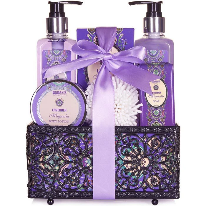 BRUBAKER Geschenkset Cosmetics Lavender & Magnolia, Bade- Und Dusch-Set Lavendel Magnolien, 7-teilig 3 BRUBAKER Geschenkset Cosmetics Lavender & Magnolia, Bade- Und Dusch-Set Lavendel Magnolien, 7-teilig