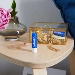 Labello Lippenbalsam Original, Mit Sheabutter, 4,8g -Franz-Mensch Shop b82d9d8243dec6262a17b8c69be3c2d5c22d7820 lippenbalsam labello original